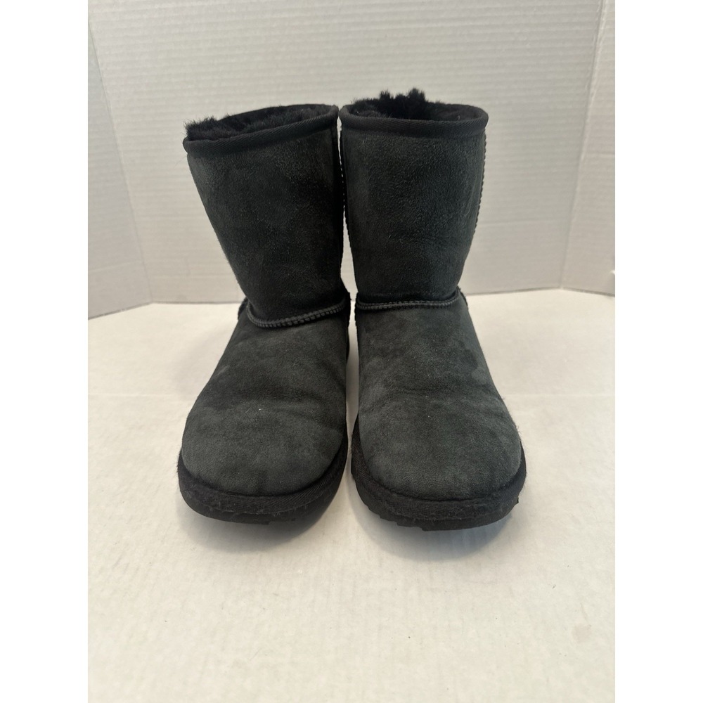 Ugg Classic II Short Black Boots Size 6 - Picture 4 of 16